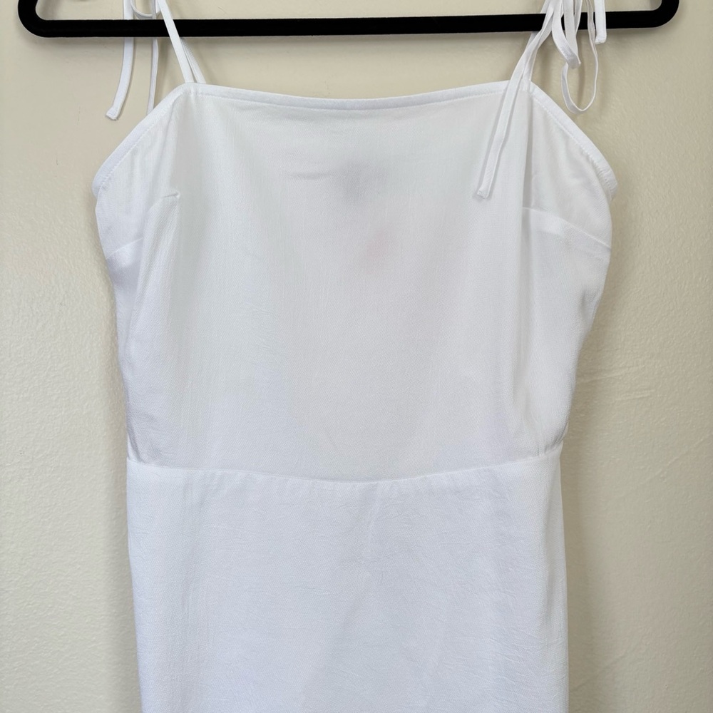 Express White Polyester Garment - image 5